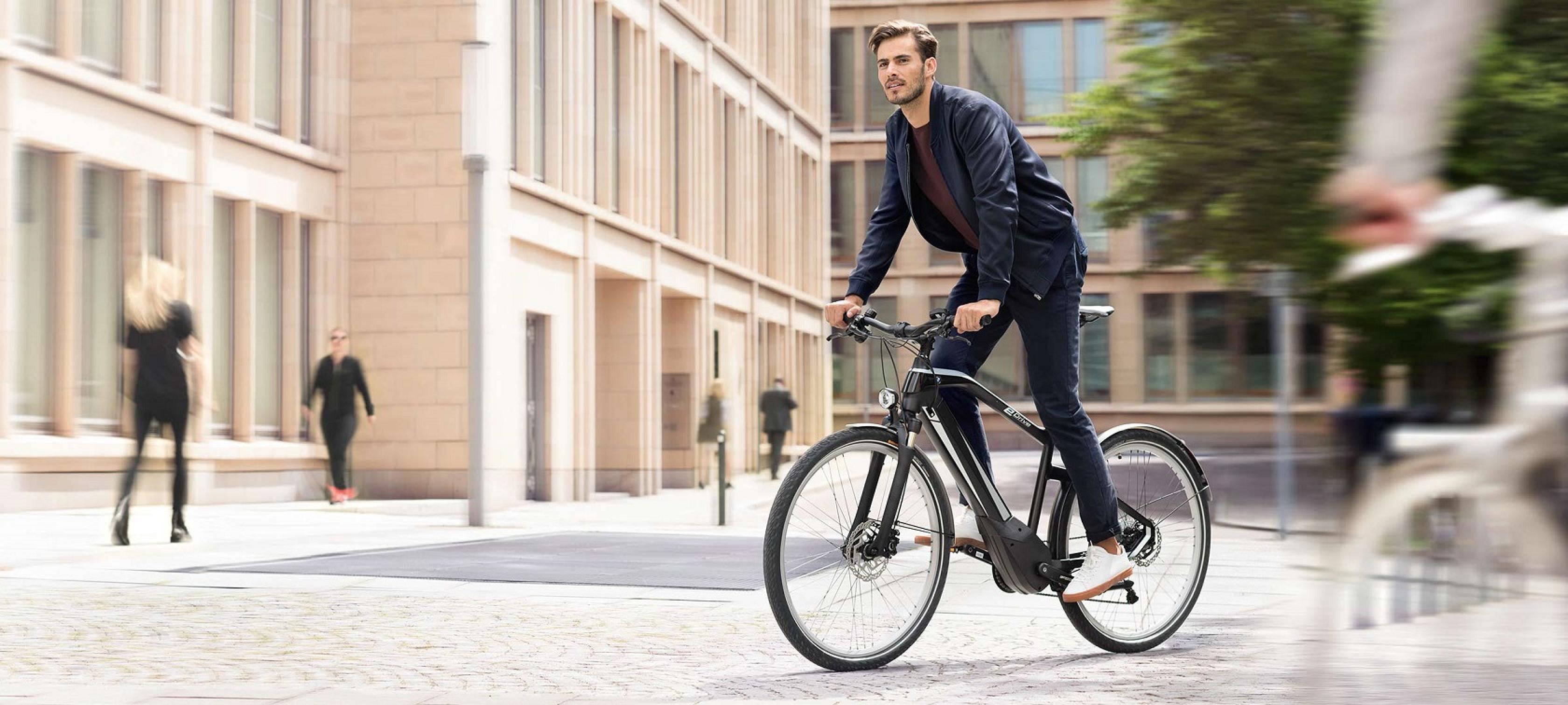 BMW ACTIVE HYBRID E-BIKE.