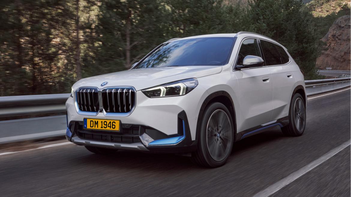 BMW iX1