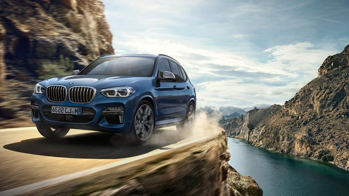 BMW X3.